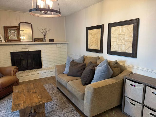 2908 N Richmond Drive, Muncie, IN 47304