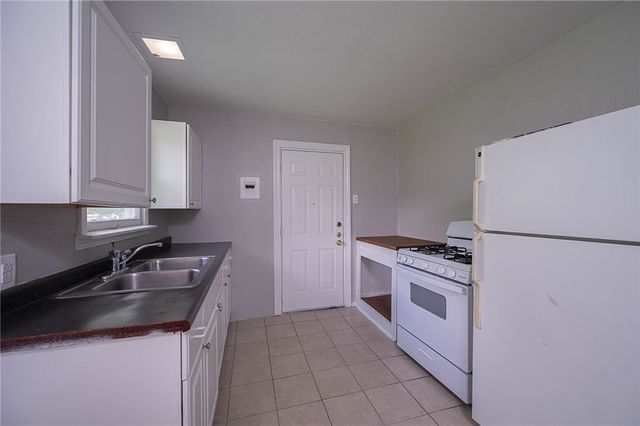 1213 Whitaker Dr, Corpus Christi, TX 78412