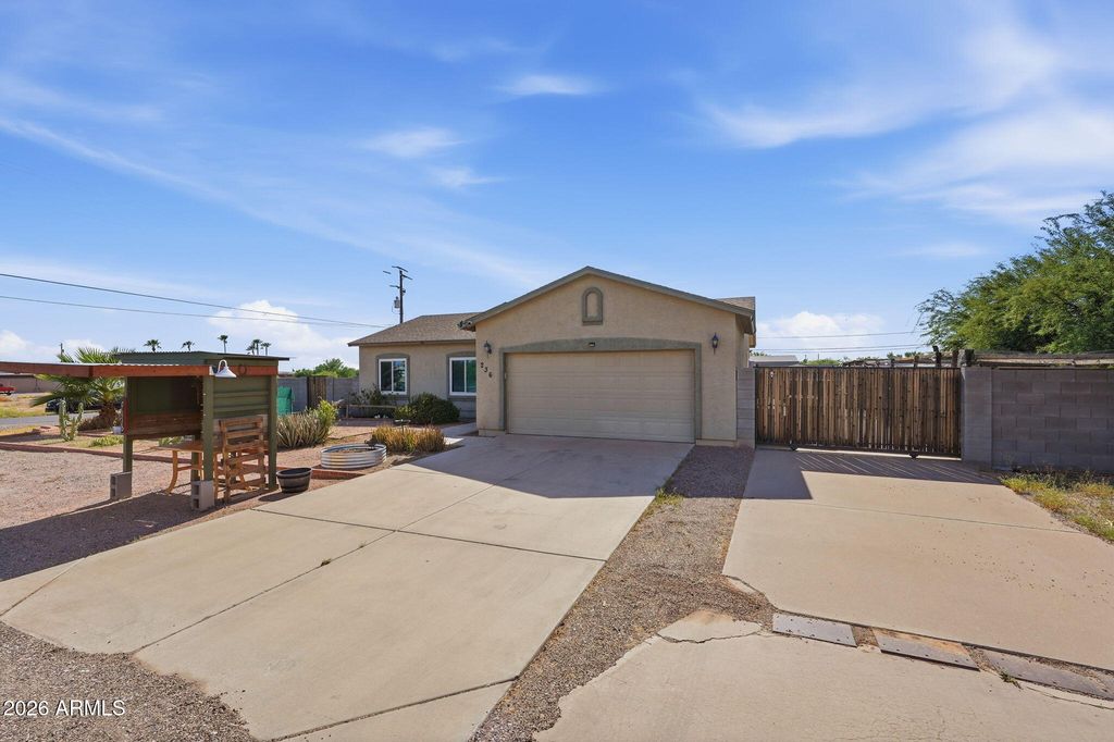 236 N THUNDERBIRD Drive, Apache Junction, AZ 85120 — photo 2