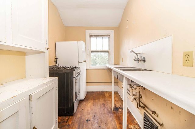 1437 Englewood Avenue, Saint Paul, MN 55104