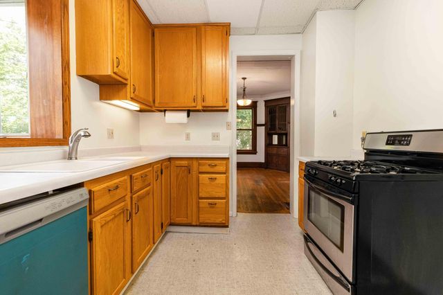 1437 Englewood Avenue, Saint Paul, MN 55104