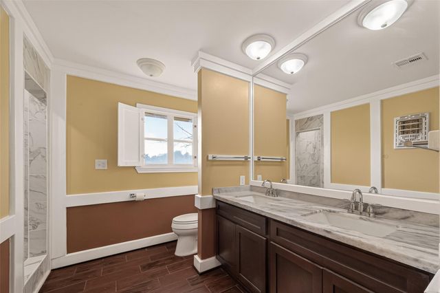 7715 County Road 383, Rosharon, TX 77583