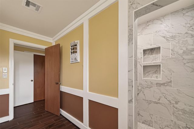 7715 County Road 383, Rosharon, TX 77583