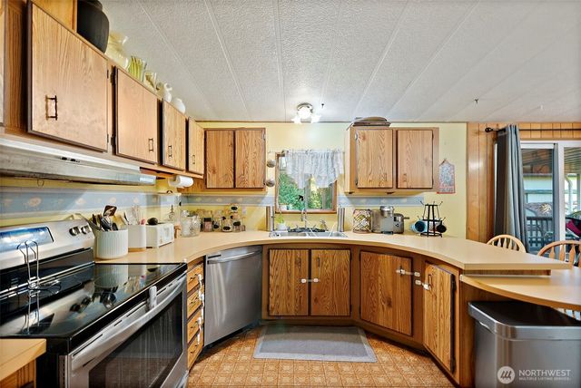 20715 84th Ave E, Spanaway, WA 98387