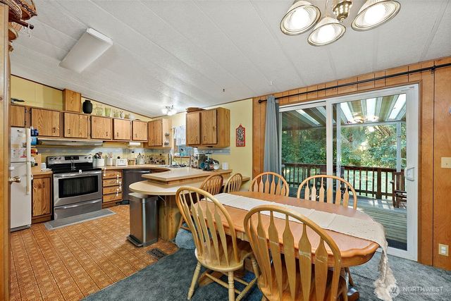 20715 84th Ave E, Spanaway, WA 98387
