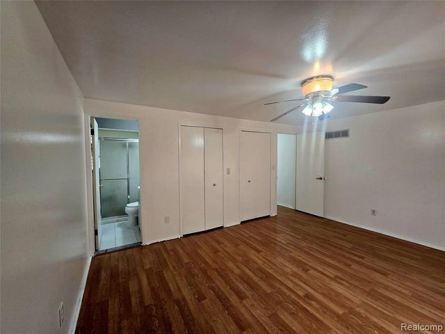 36730 Engleside Drive, Sterling Heights, MI 48310