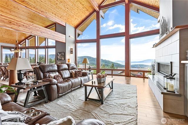 4311 Samish Crest Drive, Bellingham, WA 98229