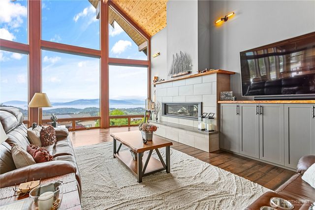 4311 Samish Crest Drive, Bellingham, WA 98229