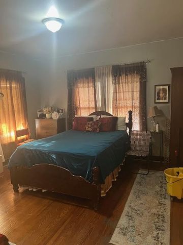 210 W Ave B, San Angelo, TX 76903