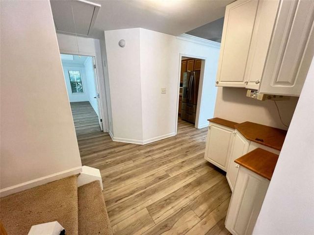 708 York View Drive, Auburn, GA 30011