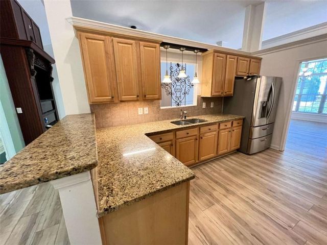 708 York View Drive, Auburn, GA 30011