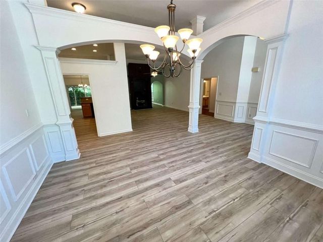 708 York View Drive, Auburn, GA 30011