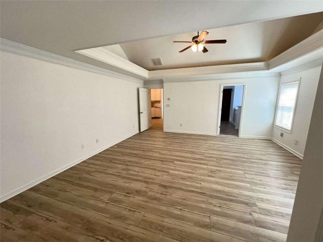 708 York View Drive, Auburn, GA 30011