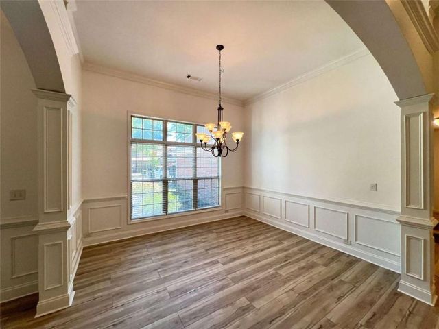 708 York View Drive, Auburn, GA 30011