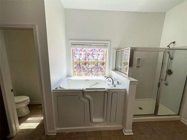 708 York View Drive, Auburn, GA 30011