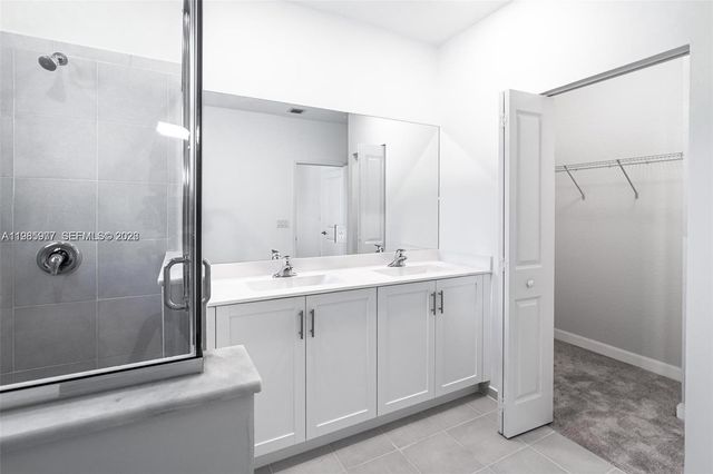 2685 SE 12th St 2685, Homestead, FL 33035