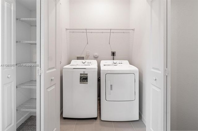 2685 SE 12th St 2685, Homestead, FL 33035