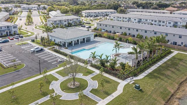 2685 SE 12th St 2685, Homestead, FL 33035