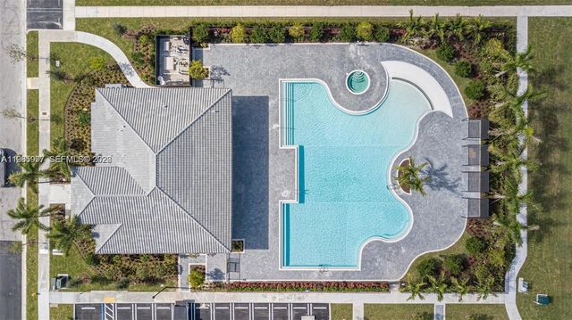 2685 SE 12th St 2685, Homestead, FL 33035