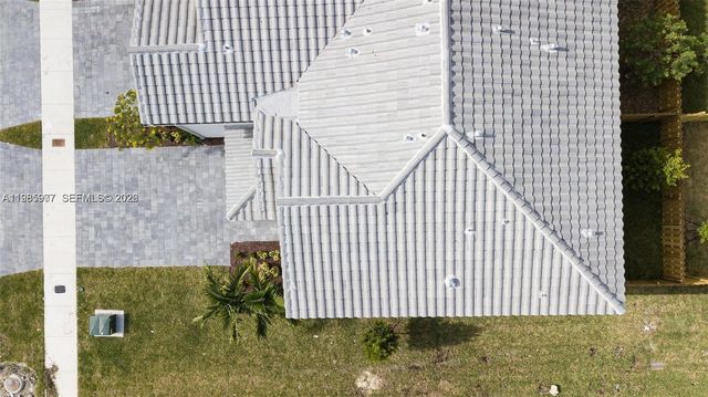 2685 SE 12th St 2685, Homestead, FL 33035