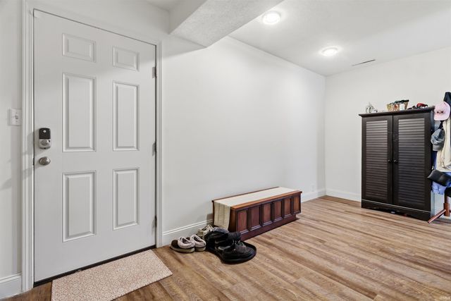 1843 W Kem Road, Marion, IN 46952