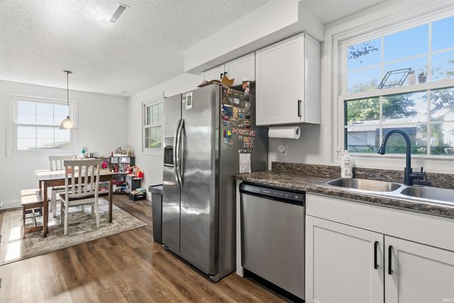 1843 W Kem Road, Marion, IN 46952