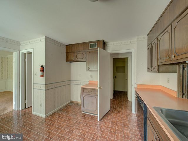 15313 BASSWOOD CT, Rockville, MD 20853