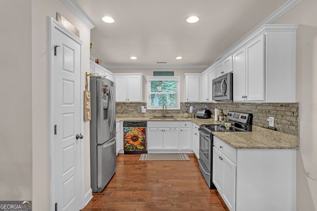 172 Village Pass, Statham, GA 30666
