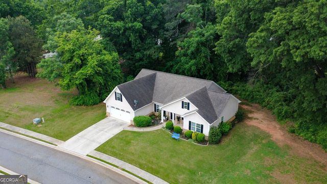 172 Village Pass, Statham, GA 30666