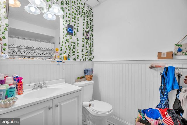 248 UXBRIDGE, Cherry Hill, NJ 08034