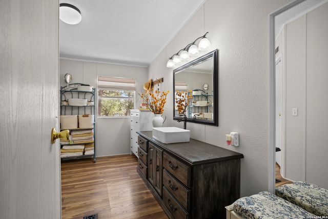 170 Savannah Grove, Von Ormy, TX 78073