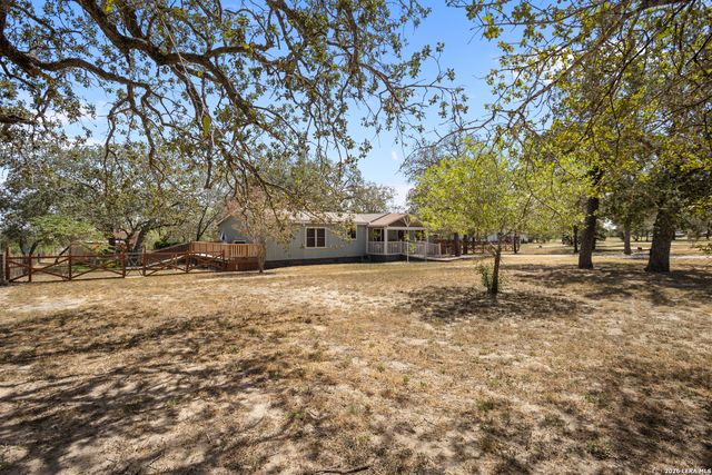 170 Savannah Grove, Von Ormy, TX 78073