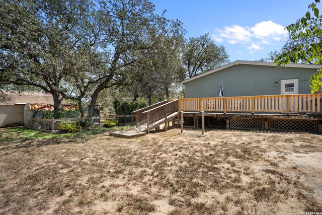 170 Savannah Grove, Von Ormy, TX 78073
