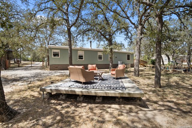 170 Savannah Grove, Von Ormy, TX 78073
