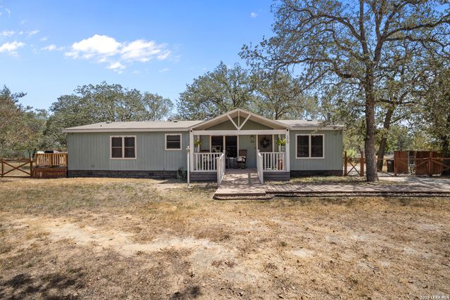 170 Savannah Grove, Von Ormy, TX 78073