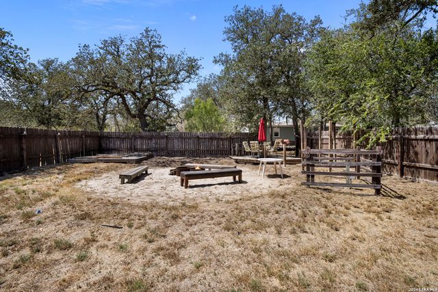 170 Savannah Grove, Von Ormy, TX 78073