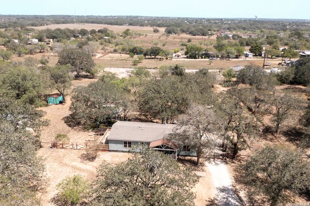 170 Savannah Grove, Von Ormy, TX 78073