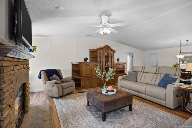 170 Savannah Grove, Von Ormy, TX 78073