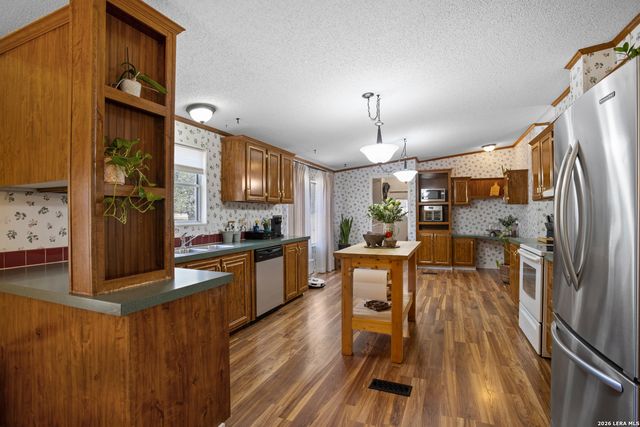 170 Savannah Grove, Von Ormy, TX 78073