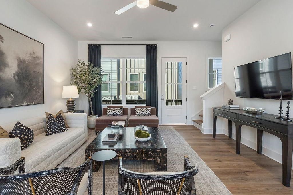Image 11 of property listing at 2696 Mackintosh Court 34, Brookhaven, GA 30319