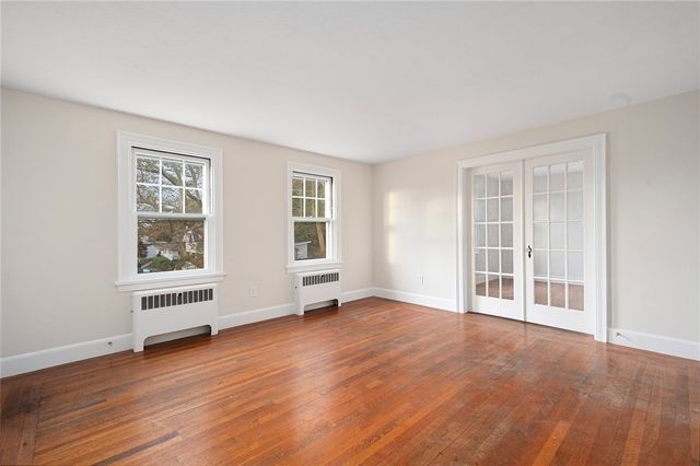 118 Ruggles Avenue 202, Newport, RI 02840