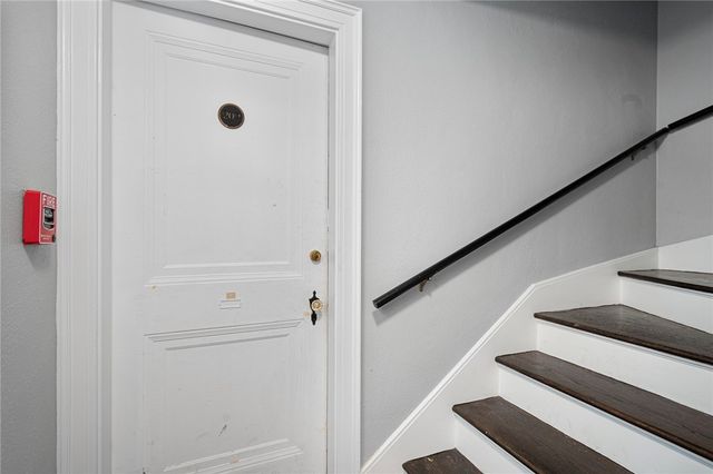 118 Ruggles Avenue 202, Newport, RI 02840