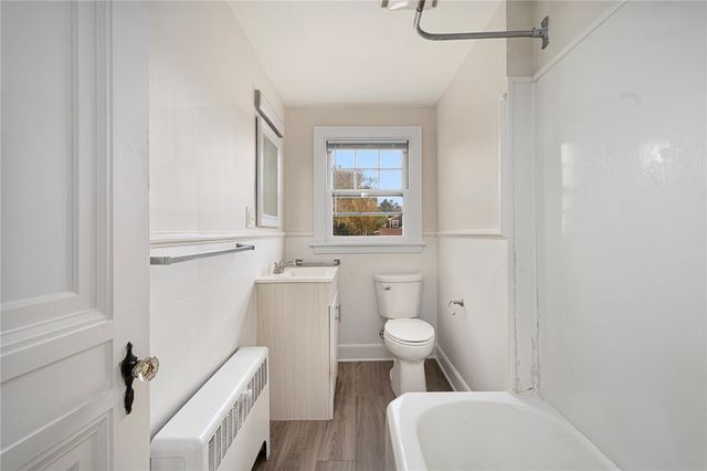 118 Ruggles Avenue 202, Newport, RI 02840