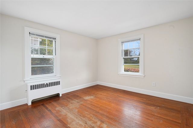 118 Ruggles Avenue 202, Newport, RI 02840