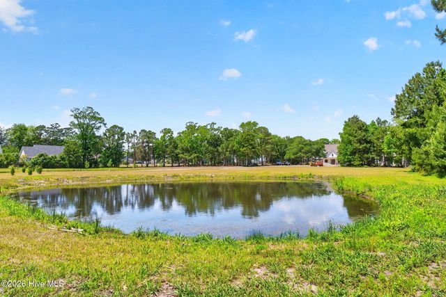 1832 Oak Harbour Drive SW, Ocean Isle Beach, NC 28469