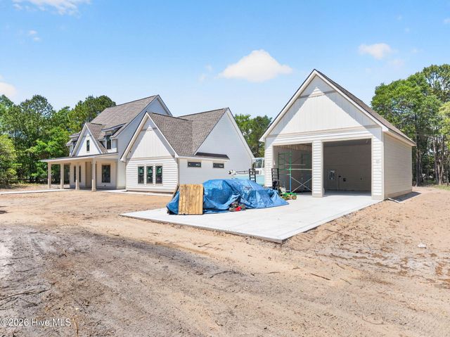 1832 Oak Harbour Drive SW, Ocean Isle Beach, NC 28469