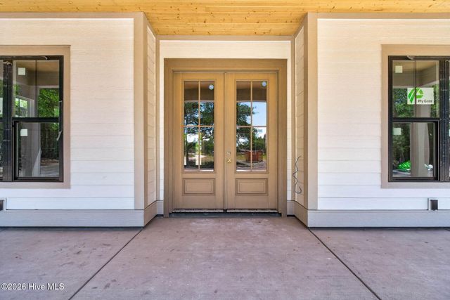 1832 Oak Harbour Drive SW, Ocean Isle Beach, NC 28469
