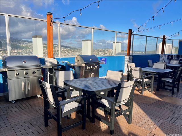 2427 Kuhio Avenue 2207, Honolulu, HI 96815