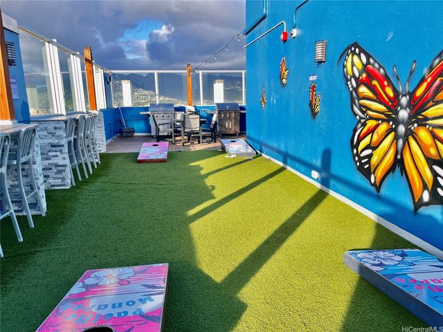 2427 Kuhio Avenue 2207, Honolulu, HI 96815