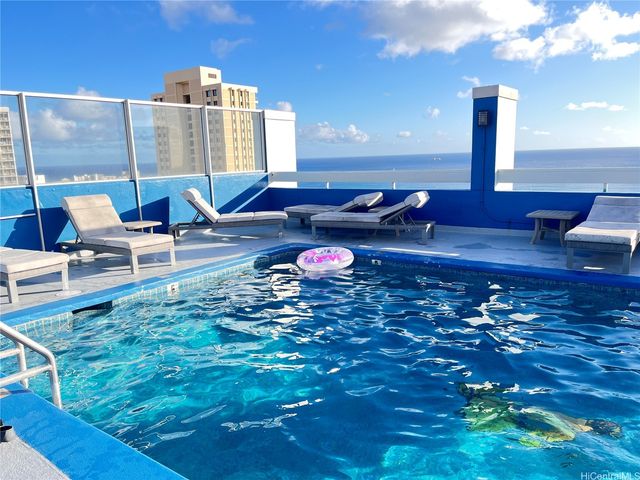 2427 Kuhio Avenue 2207, Honolulu, HI 96815